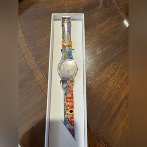 ✨✨NIB✨✨ Swatch x MoMA Klimt Hope II Watch